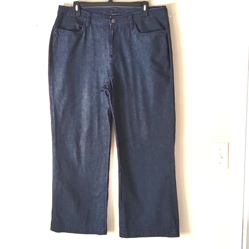 L L Bean women boot cut dark wash comfortble classic Denim  SZ 16